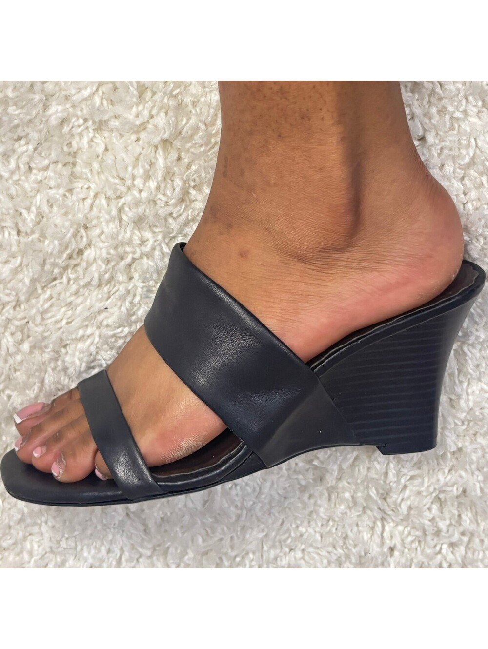 Liz Claiborne Black Wedge Kitten Heel Sandals Minimalist Square Toe Size 7.5